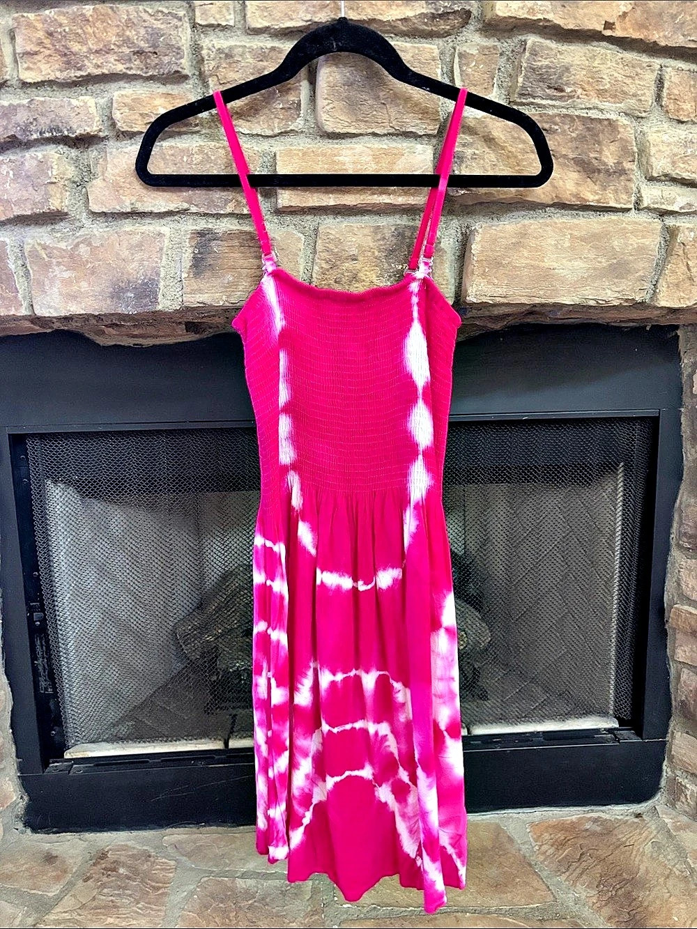 Riviera Sun Pink & White Tie-Dye Midi Dress with removable straps. Small